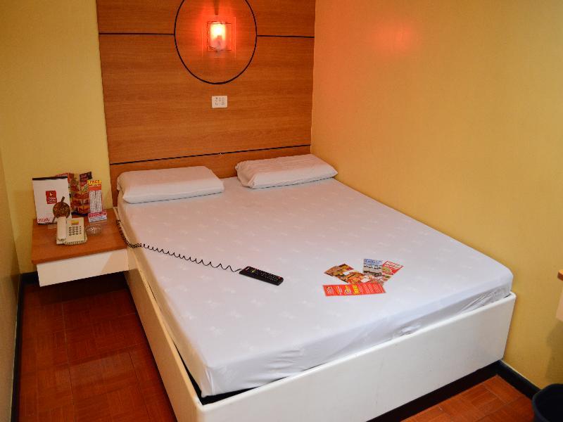Hotel Sogo Edsa Caloocan Kültér fotó