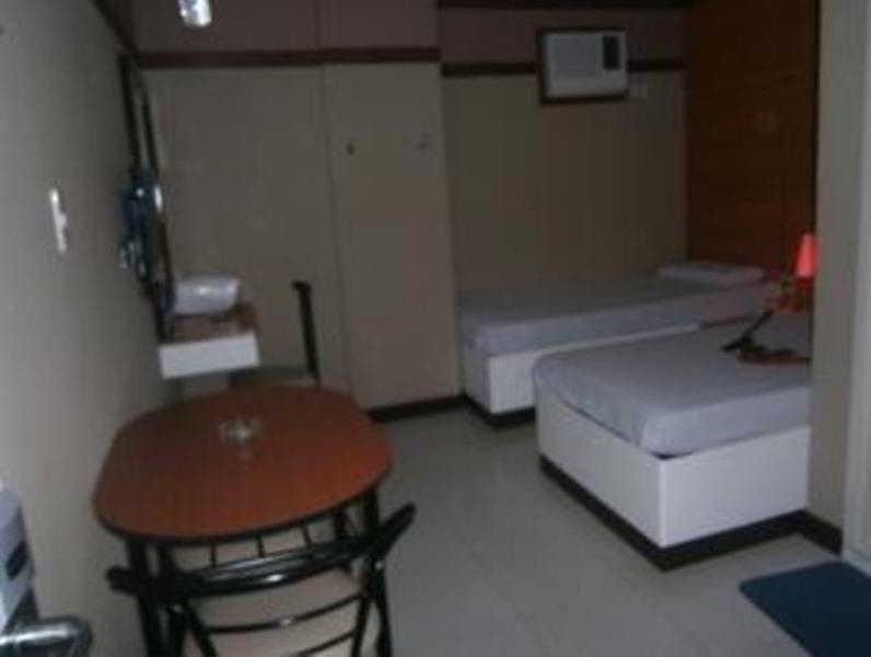 Hotel Sogo Edsa Caloocan Kültér fotó